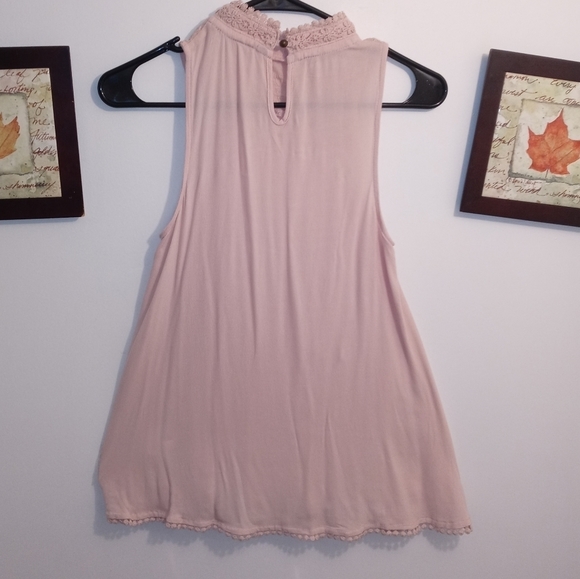 Hint of Mint Blouse - Picture 4 of 7